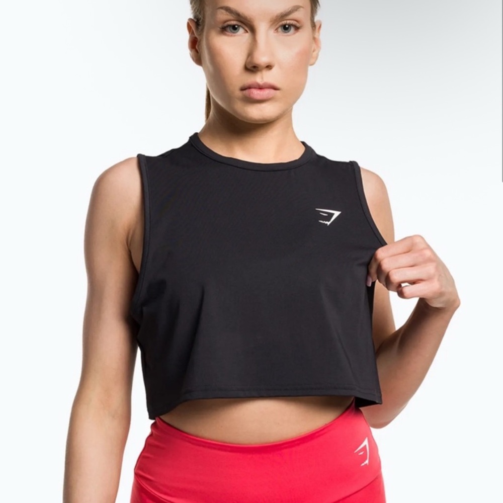 Gymshark | Training Crop Tank in Black Size Medium